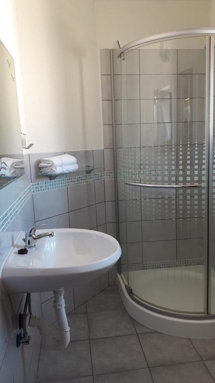 Apartments Velic ツリクヴェニツァ エクステリア 写真