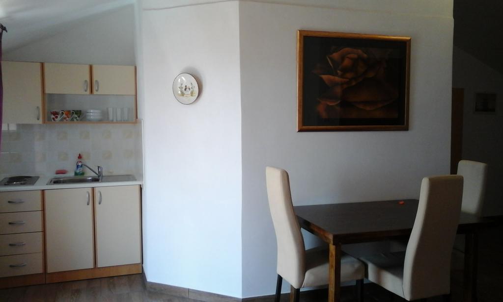 Apartments Velic ツリクヴェニツァ エクステリア 写真